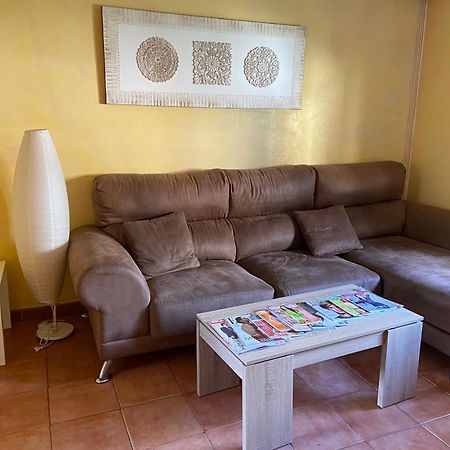 Habitacion Con Cama Matrimonial En Malaga Bagian luar foto
